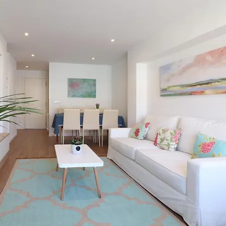 Estacion De Tren By En Casa